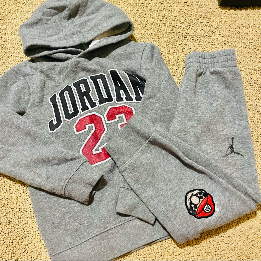 JORDAN Nike 2 Piece Sweatsuit